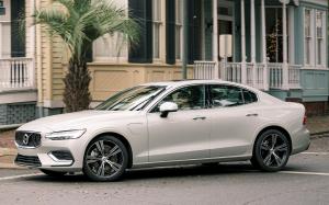 Volvo S60 T8 Inscription (NA) '2018